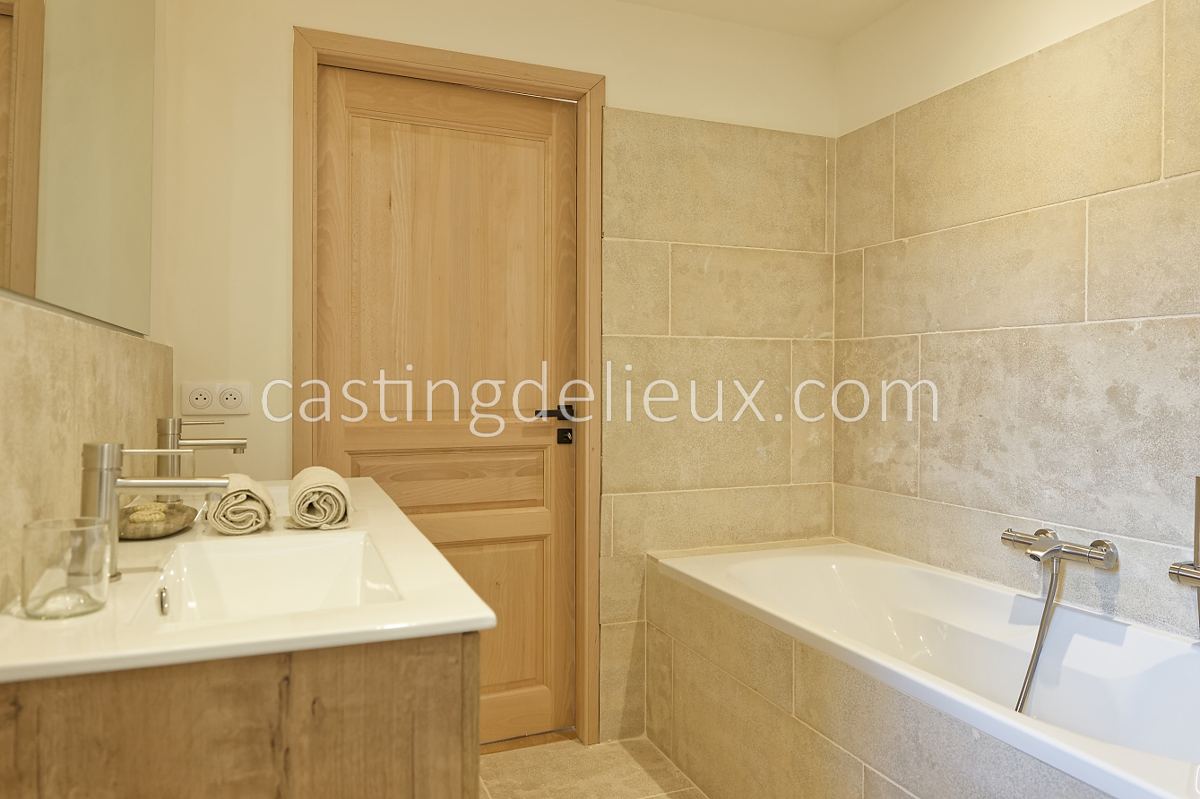 castingdelieux104-FR010W