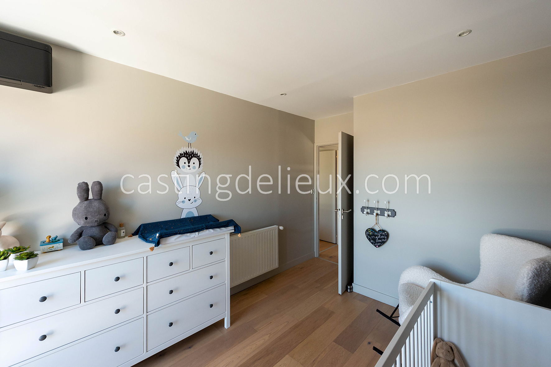 castingdelieux100-FR050-W-