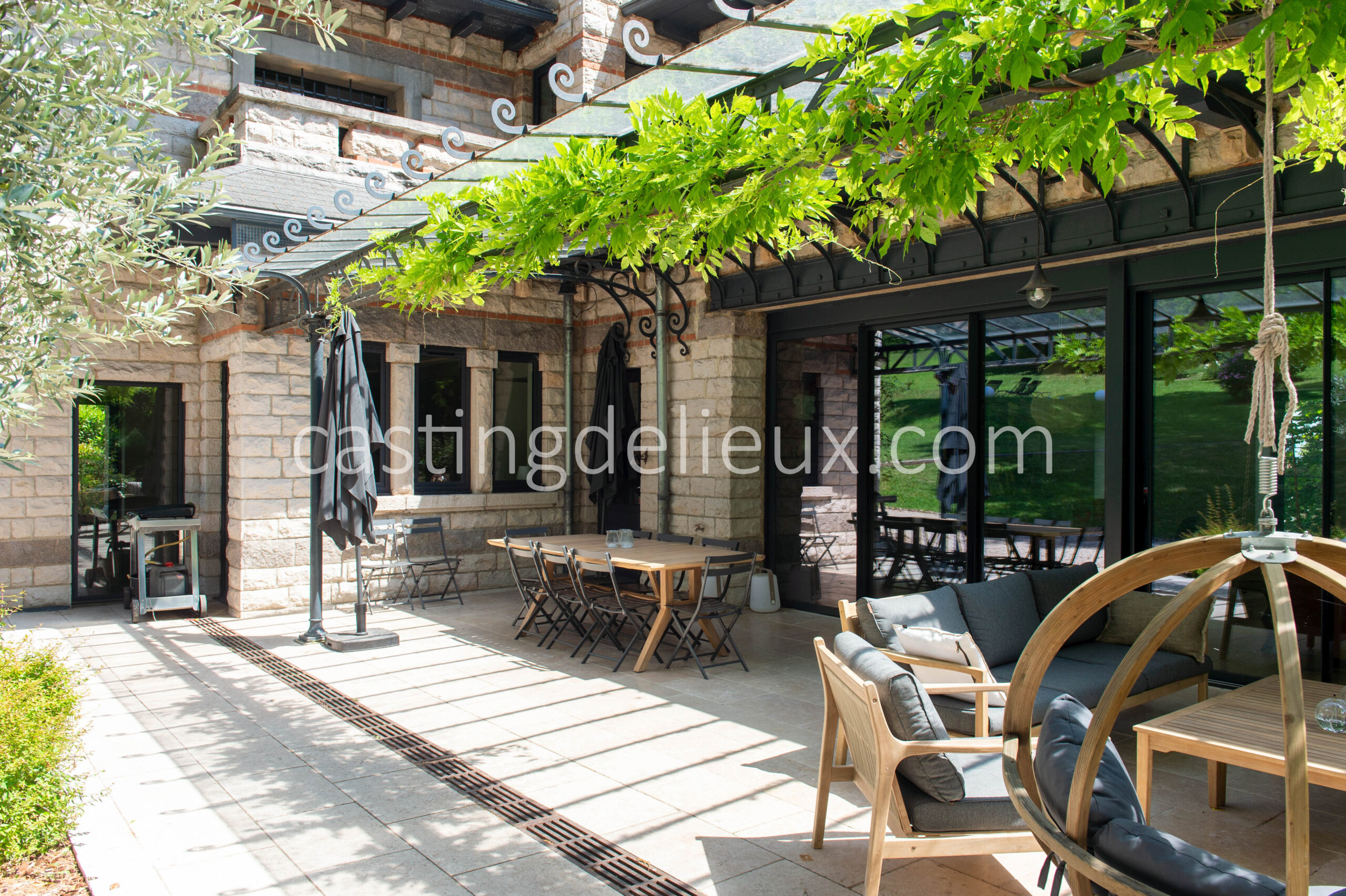 castingdelieux104-FR019-W