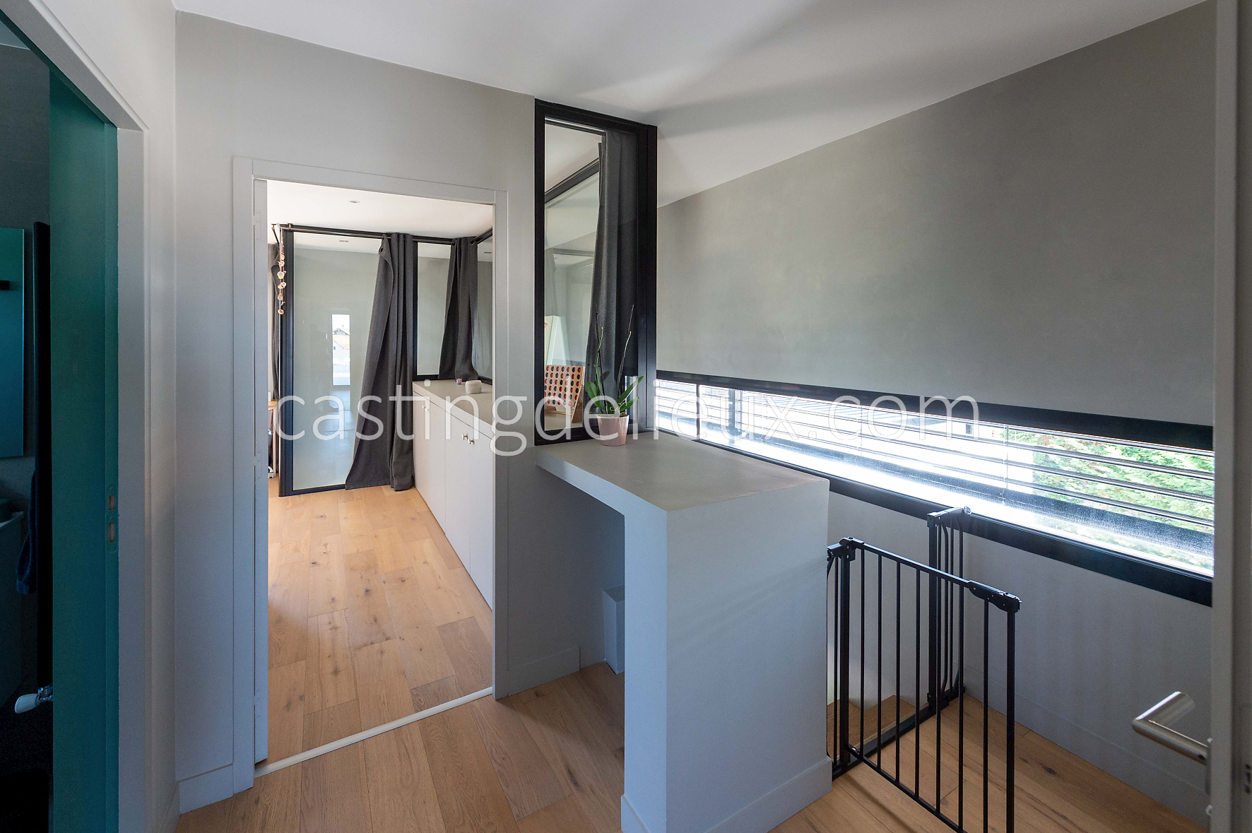 castingdelieux107-FR050-W-