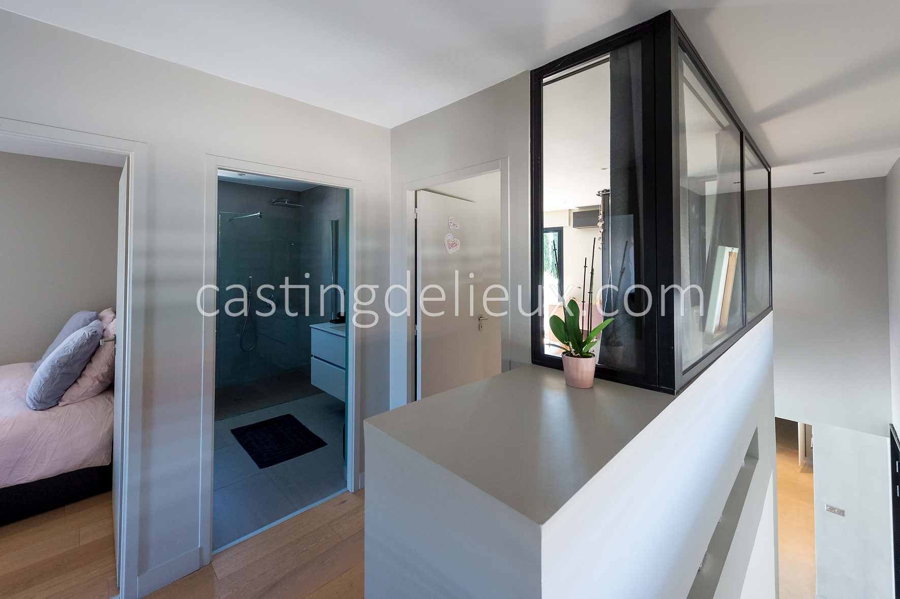 castingdelieux108-FR050-W-