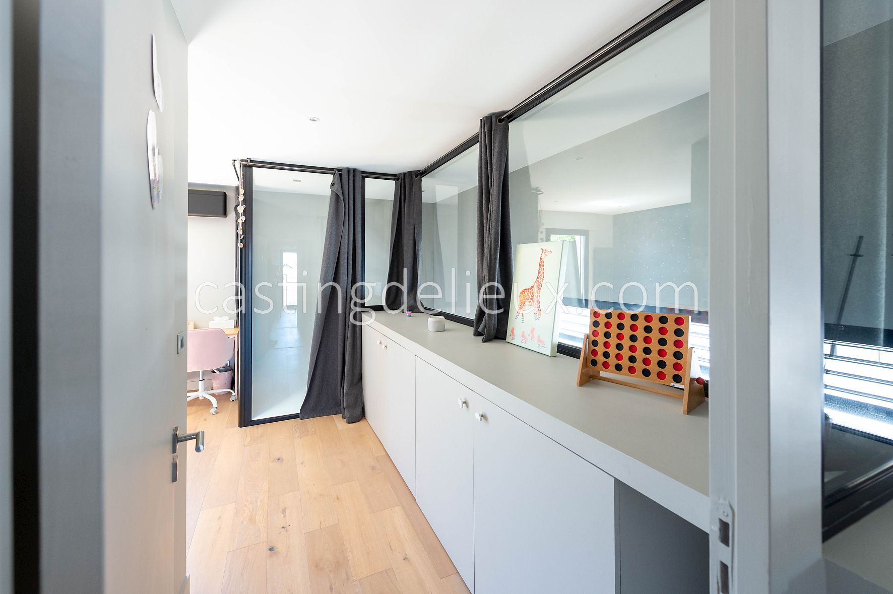 castingdelieux112-FR050-W-