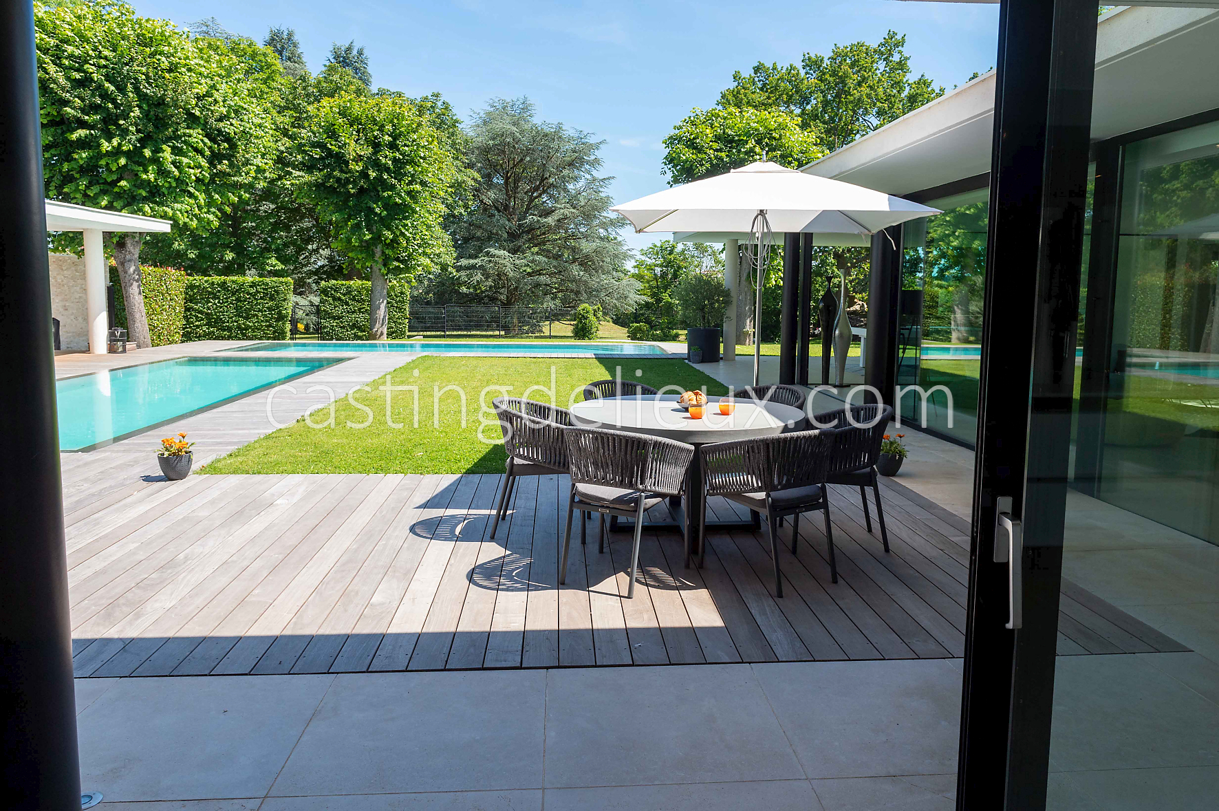 castingdelieux123-FR050-W-