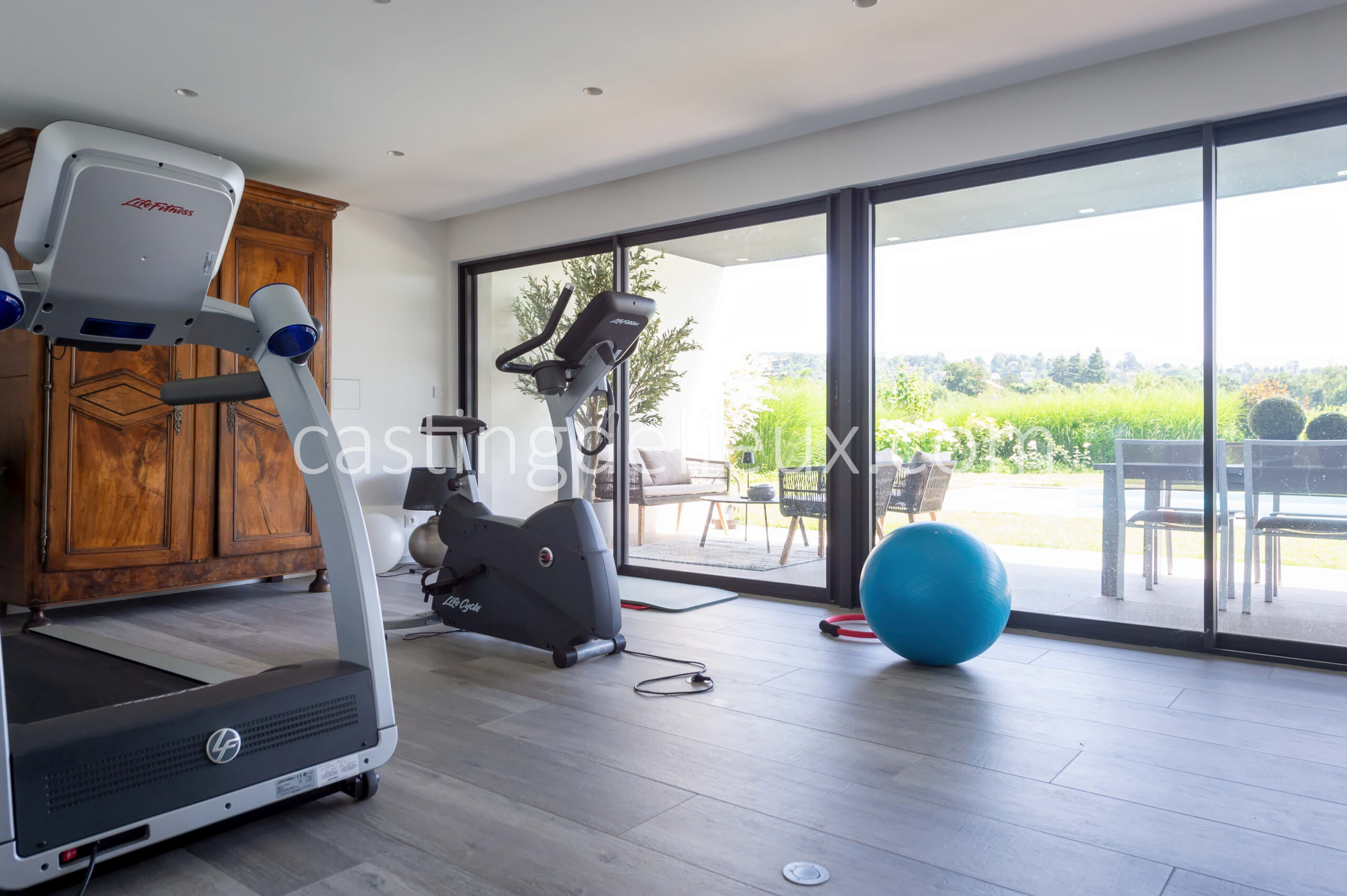 castingdelieux124-FR058-W