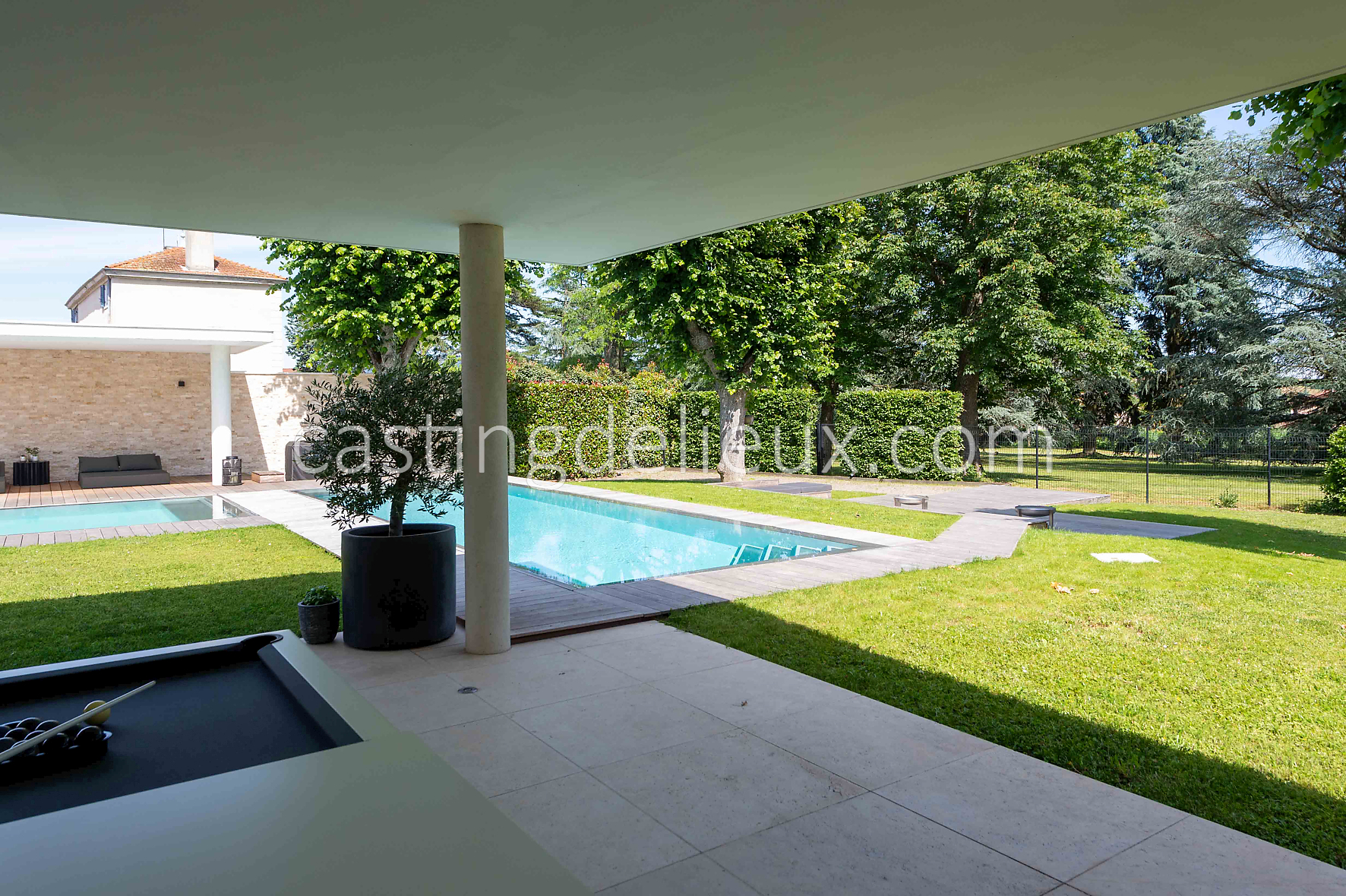 castingdelieux184-FR050-W-