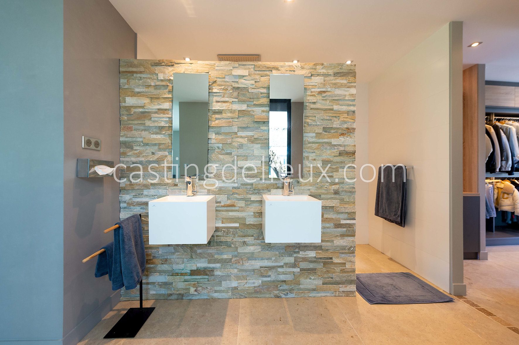 castingdelieux36-FR050-W-