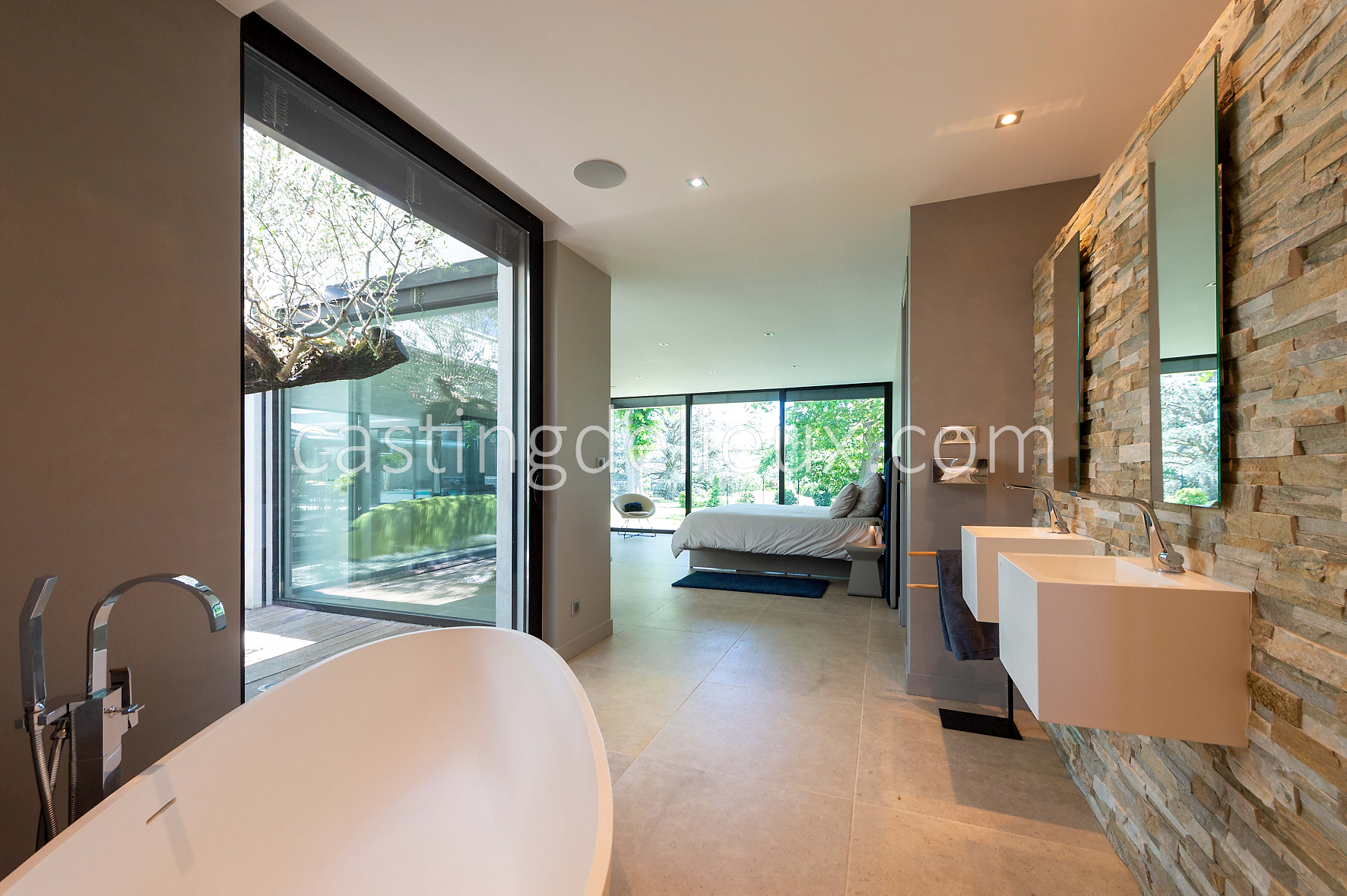 castingdelieux47-FR050-W-