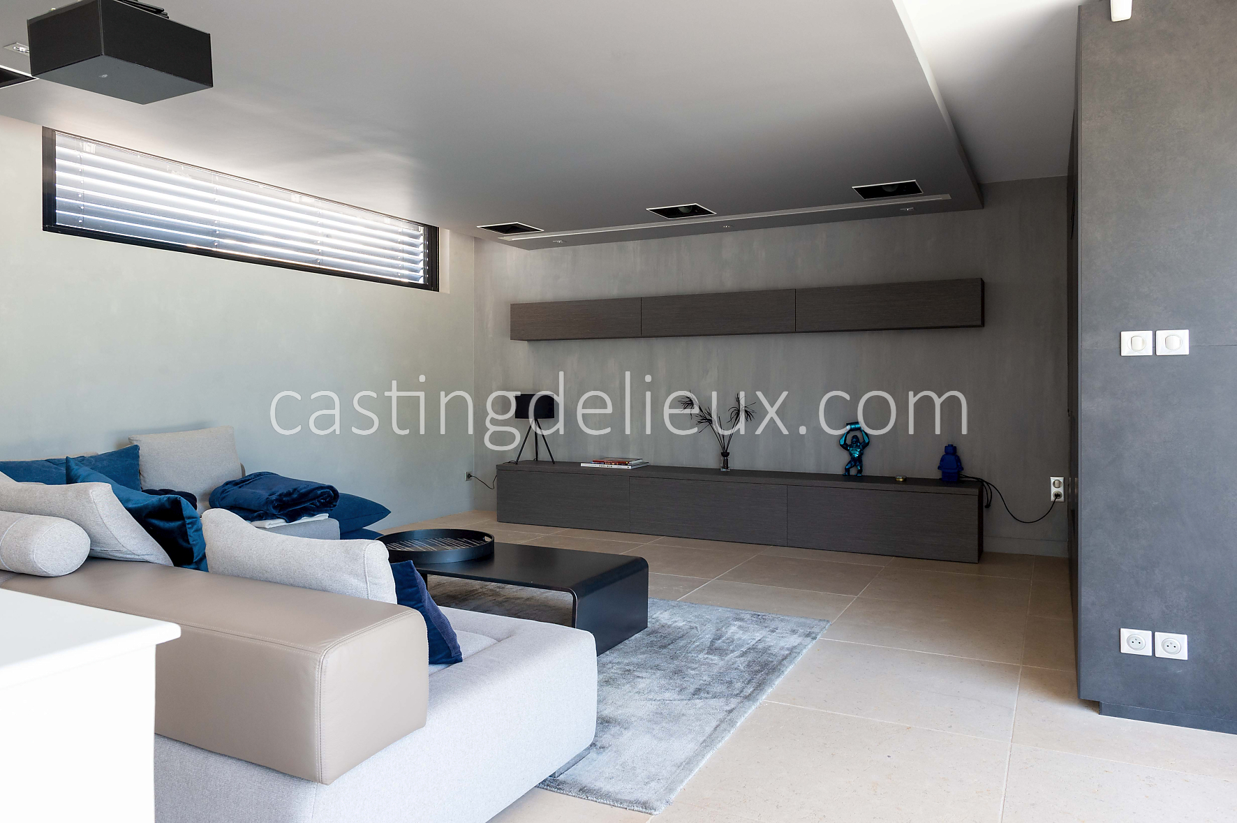 castingdelieux85-FR050-W-